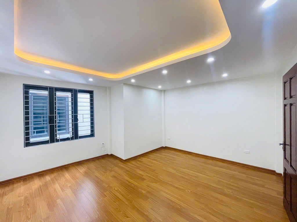 Bán Nhà - Ngọc Trục - Đại Mỗ - Nam Từ Liêm - 33m2 - 5 tầng - 6 Tỷ